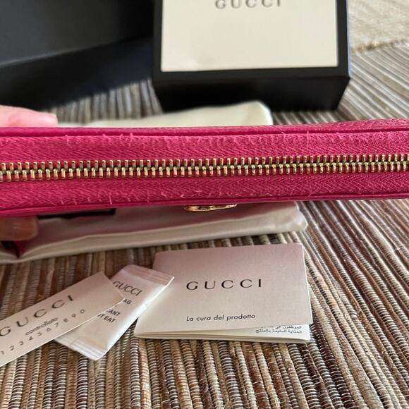 Gucci marmont Barbie pink interlocking G’s zip around wallet LIKE NEW - Picture 4 of 10